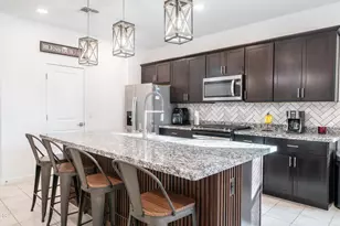 3918 S 90th Ln, Tolleson, AZ 85353 - Photo 2