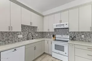 16537 N Oachs Dr, Surprise, AZ 85374 - Photo 6