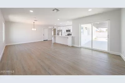 11202 N 43rd Drive, Glendale, AZ 85304 - Photo 8