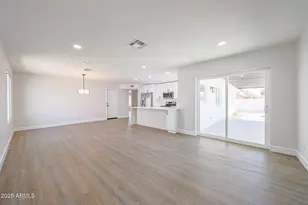 11202 N 43rd Dr, Glendale, AZ 85304 - Photo 8