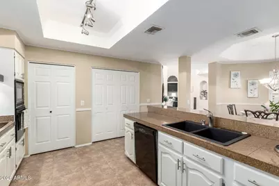 8963 E Gail Road, Scottsdale, AZ 85260 - Photo 10