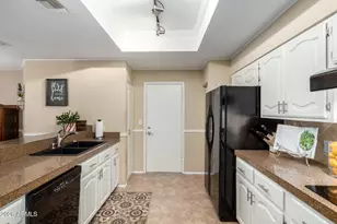 8963 E Gail Rd, Scottsdale, AZ 85260 - Photo 12