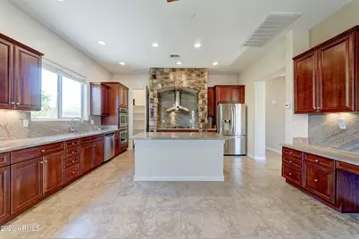 8648 W Rowel Road, Peoria, AZ 85383 - Photo 8