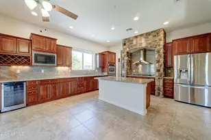 8648 W Rowel Rd, Peoria, AZ 85383 - Photo 4