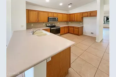 24857 W Hacienda Avenue, Buckeye, AZ 85326 - Photo 2