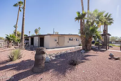 903 S Kenwood Circle #4, Tempe, AZ 85281 - Photo 1