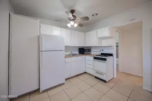903 S Kenwood Cir, Tempe, AZ 85281 - Photo 8
