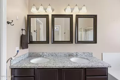 7533 E Navarro Avenue, Mesa, AZ 85209 - Photo 18