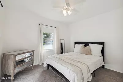 2230 E Clarendon Avenue, Phoenix, AZ 85016 - Photo 18