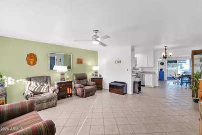 10712 W Camelot Circle, Sun City, AZ 85351 - Photo 10