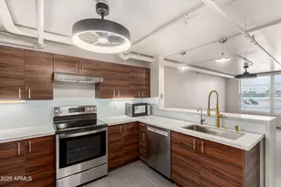 535 W Thomas Rd, Phoenix, AZ 85013 - Photo 8