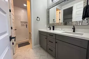 4350 E Kings Ave, Phoenix, AZ 85032 - Photo 8