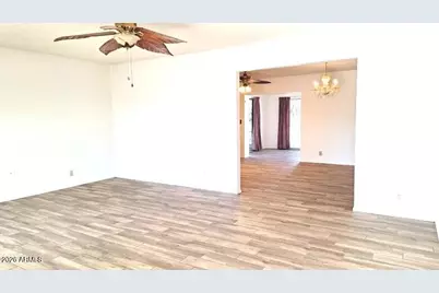 8350 E Lakeview Avenue, Mesa, AZ 85209 - Photo 4