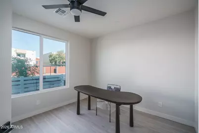 2601 E Clarendon Avenue #2, Phoenix, AZ 85016 - Photo 4