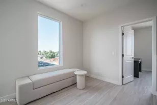 2601 E Clarendon Ave, Phoenix, AZ 85016 - Photo 8