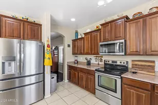 17837 W Watson Ln, Surprise, AZ 85388 - Photo 20