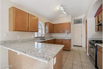 9729 W Burnett Road, Peoria, AZ 85382 - Photo 8