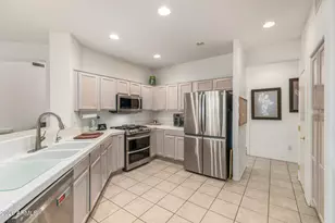 15220 W Las Brizas Ln, Sun City West, AZ 85375 - Photo 20