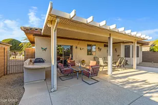 19253 N Hunters Run, Surprise, AZ 85387 - Photo 26