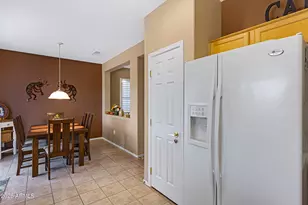 19253 N Hunters Run, Surprise, AZ 85387 - Photo 14