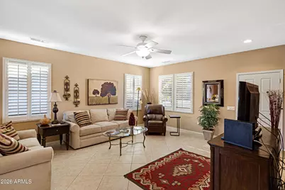 19253 N Hunters Run, Surprise, AZ 85387 - Photo 6