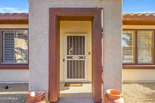 19253 N Hunters Run, Surprise, AZ 85387 - Photo 4
