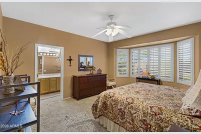 19253 N Hunters Run, Surprise, AZ 85387 - Photo 18