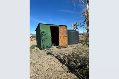 56793 Vicksburg Pump Road #56793, Salome, AZ 85348 - Photo 4