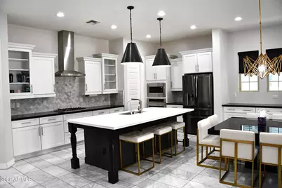 4522 E Vista Bonita Drive, Phoenix, AZ 85050 - Photo 2