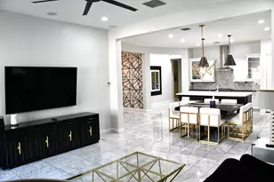 4522 E Vista Bonita Dr, Phoenix, AZ 85050 - Photo 6