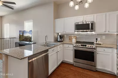 927 W Wendy Way, Gilbert, AZ 85233 - Photo 8