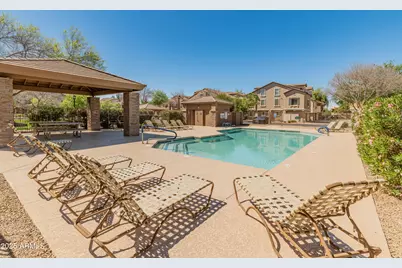 927 W Wendy Way, Gilbert, AZ 85233 - Photo 10