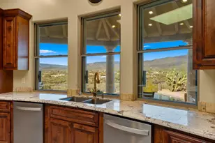 6562 E Cave Creek Rd, Cave Creek, AZ 85331 - Photo 28