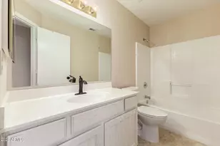 10910 W Mohawk Ln, Peoria, AZ 85373 - Photo 26