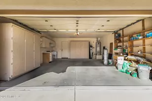 10910 W Mohawk Ln, Peoria, AZ 85373 - Photo 28