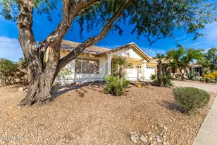 10910 W Mohawk Ln, Peoria, AZ 85373 - Photo 2