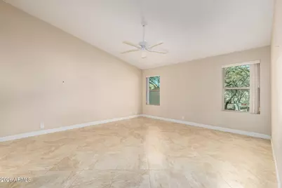 10910 W Mohawk Lane, Peoria, AZ 85373 - Photo 16