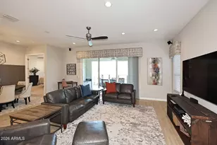 2048 E Park View Ln, Phoenix, AZ 85024 - Photo 8