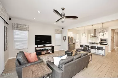 2048 E Park View Lane, Phoenix, AZ 85024 - Photo 12