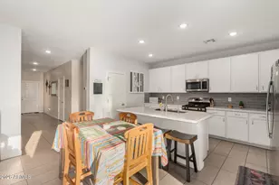 915 E Ruby Ct, Casa Grande, AZ 85122 - Photo 4