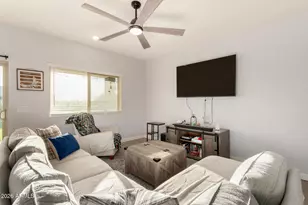 915 E Ruby Ct, Casa Grande, AZ 85122 - Photo 8