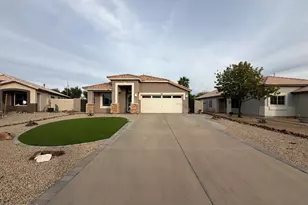 1567 N Tucana Ct, Gilbert, AZ 85234 - Photo 1