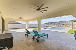 8424 N 194th Dr, Waddell, AZ 85355 - Photo 36