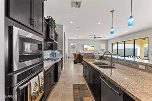 8424 N 194th Dr, Waddell, AZ 85355 - Photo 12
