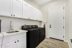 35478 N Fieldview Dr, San Tan Valley, AZ 85140 - Photo 38