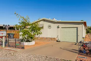 33233 N 224th Ave, Wittmann, AZ 85361 - Photo 2