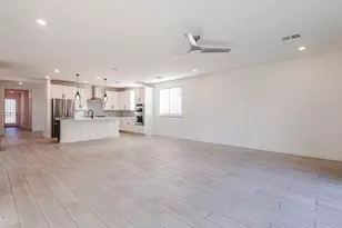 11663 W Luxton Ln, Avondale, AZ 85323 - Photo 32