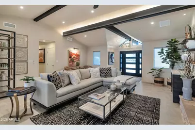 4526 N 87th Street, Scottsdale, AZ 85251 - Photo 2
