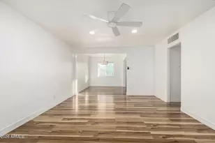 1941 W Mitchell Dr, Phoenix, AZ 85015 - Photo 10