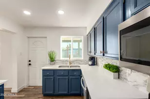 1941 W Mitchell Dr, Phoenix, AZ 85015 - Photo 14